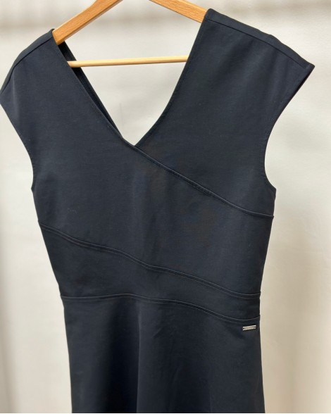 Šaty dámské Armani Exchange černé
